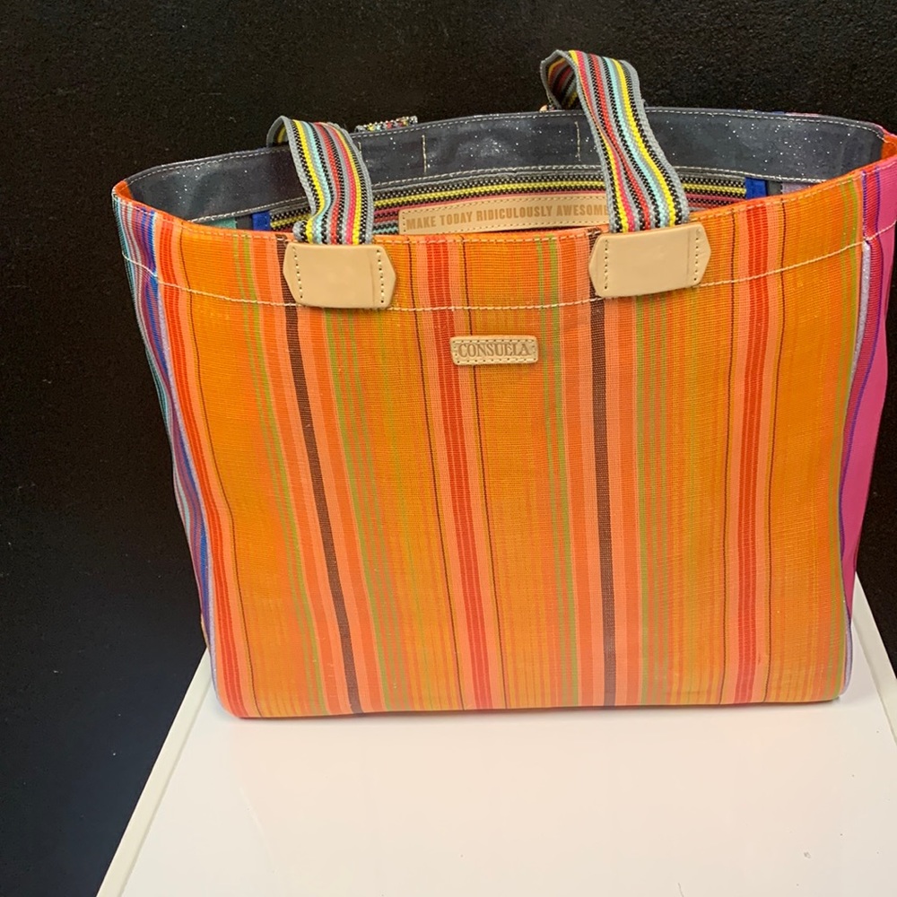 Consuela Tote Quatro